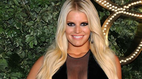 Jessica Simpson Is Getting Mommy Shamed For Letting Her Year Old