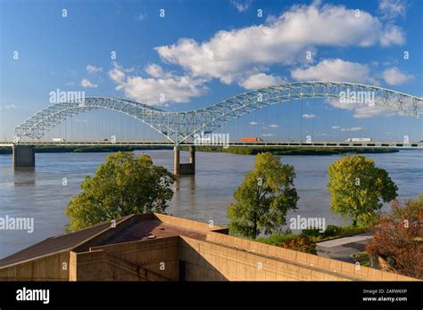 Mississippi River Bridge Memphis Tennessee Stock Photos And Mississippi