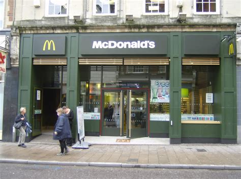 Skin Ripped Off Four Year Olds Legs After Pranksters Cover Mcdonalds