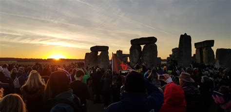 Stonehenge Summer Solstice Celebrations 2020. Watch the summer solstice ...