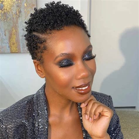 Short Natural Hairstyle On Instagram Marciamax Shortnaturalhairstyle Taperedcut Short