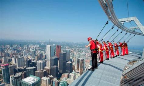 Complete travel guide for tourist. Edgewalk At The Cn Tower, Toronto | Ticket Price | Timings ...