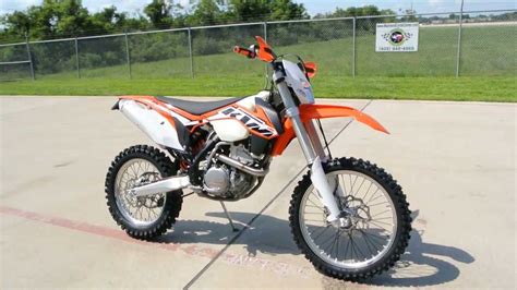 Builds up plenty of traction at the bottom of the rev range and pushes hard at the top. 2014 KTM 350 XCF-W Overview $9,499 For Sale! - YouTube