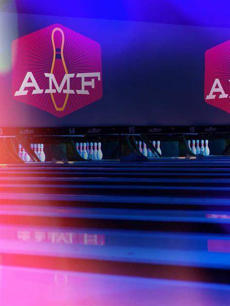 Amf Noble Manor Lanes Pittsburgh Pa Bowling Alley And Sports Bar Amf