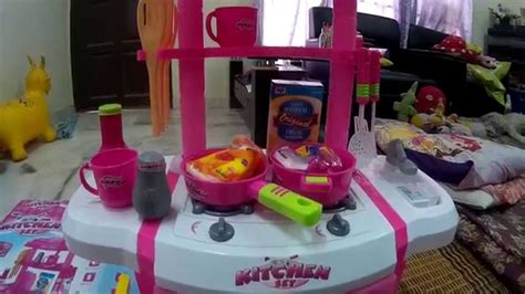 Bantuan untuk keluarga | cara membesarkan anak. Mainan kanak kanak - Kitchen Set - YouTube