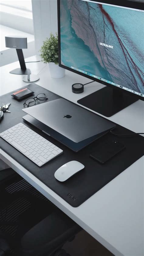 Minimalist Mac Setup Computer Desk Setup Home Office Design Home Office