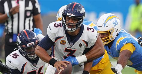 Russell Wilson Broncos Offense Ripped By Nfl Twitter In Ot Loss To