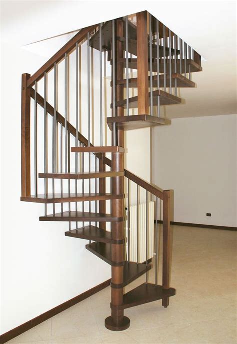 Square Spiral Staircase Wooden Frame And Steps Onice Linea Scale