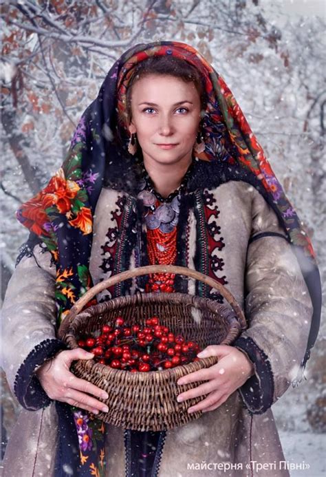 ukrainian folk costume Майстерня Треті півні Мелкой партией в 1 3 флакона продам ламинин по