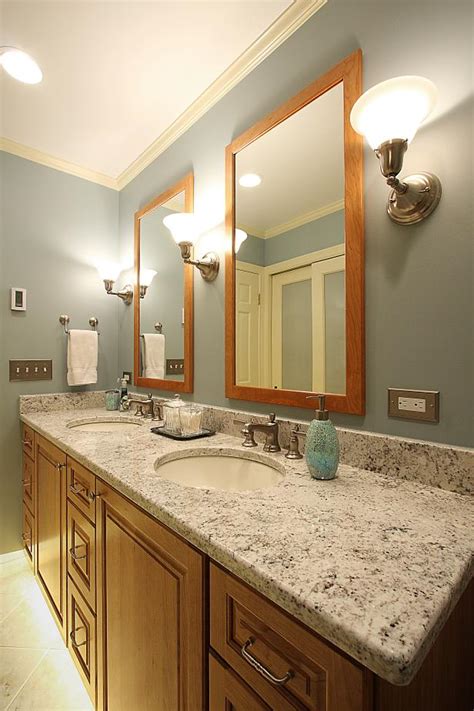 Traditional Double Vanity Bathroom With Black And White