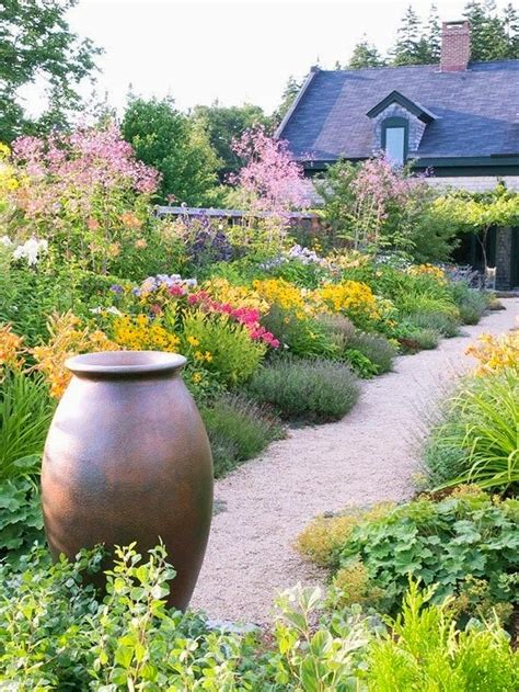 Full to part sun, drought tolerant, little to no. La Maison Boheme: Drought Tolerant Plants for Texas