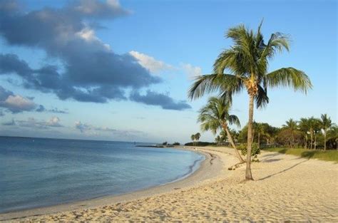 Hotels, apartments, villas, hostels, resorts, b&bs Sombrero Beach in Marathon, Florida Keys. | Vacation spots ...