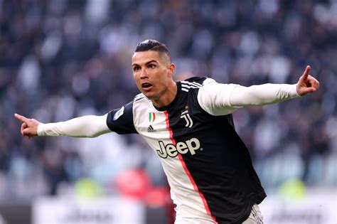 Cristiano ronaldo dos santos aveiro. Juventus Turin: Cristiano Ronaldo: "Ein Boost für unser ...