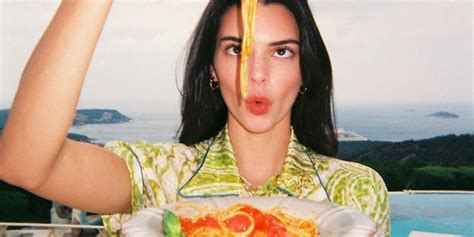 Heres How Many Calories Model Kendall Jenner Eats In A Day