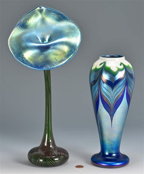 Lot 735 2 Orient And Flume Art Glass Vases Case Auctions