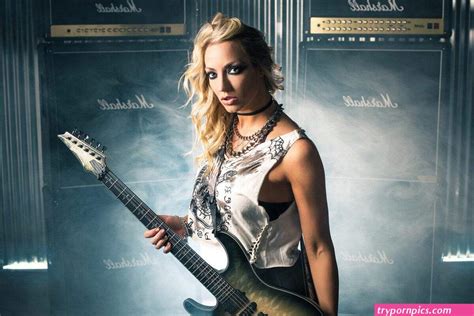 Nita Strauss Nude Porn Pics From Onlyfans
