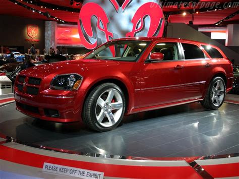 Dodge Magnum Srt8 Images Specifications And