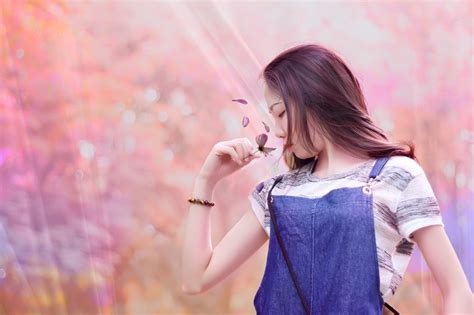 無料画像 自然 森林 人 ボケ 工場 空 女の子 女性 粒 花 紫の オレンジ ポートレート モデル 若い 春 赤 若者 秋 ロマンス アジア
