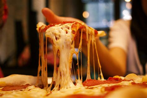 The Best Cheeses For Pizza Rinas Pizzeria