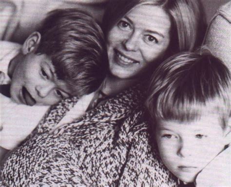 Lady Helen Taylor With Her 2 Sons Cassius 26 Dec 1996 And Columbus 6