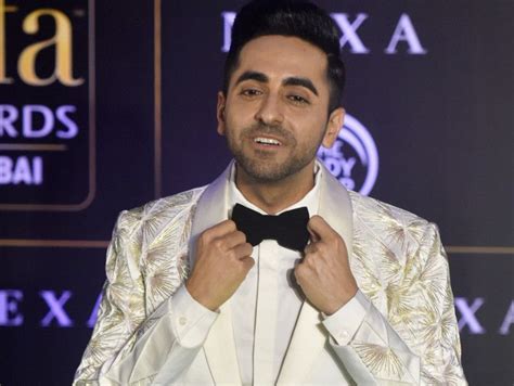 Iifa 2019 Bollywoods Fashion Hits And Misses On The Green Carpet
