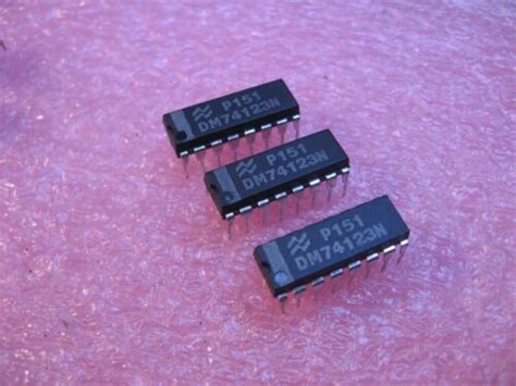 Dm74123n National Semi Ic Ttl Dual Monostable Multivibrator 74123 Nos