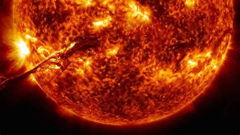 ¿cuántos Años Tiene El Sol Y Cuánto Tiempo Más Brillará —