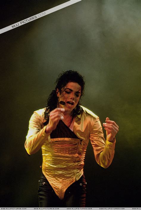 Dangerous World Tour On Stage Michael Jackson Photo Fanpop