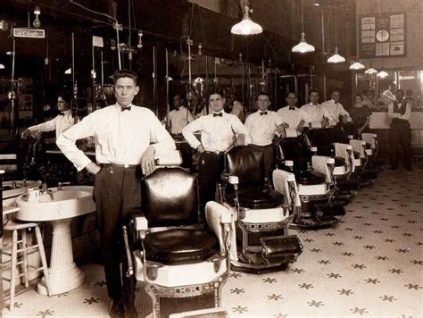 Moda Czy Sztuka Barbershop Design Barbershop Ideas Barber Shop