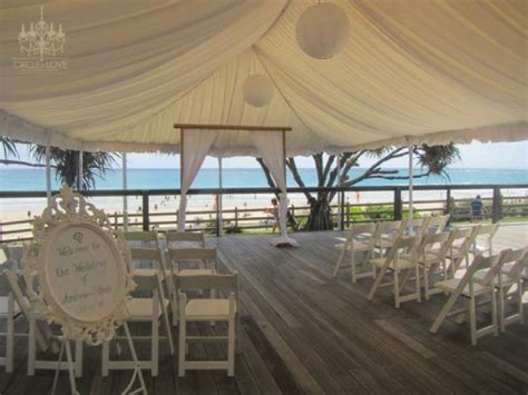 Byron Bay Surf Club Wedding Wedding Stylist Beach Weddings