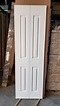 白色浮雕PW02摺門 | powingwood