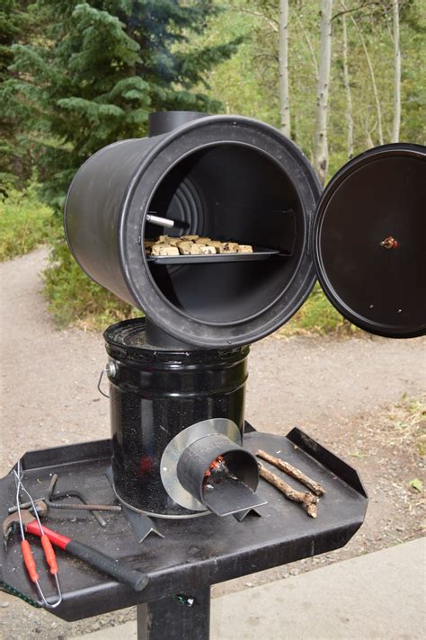 Diy Preparedness Rocket Stoven Using Oven For Baking Camping