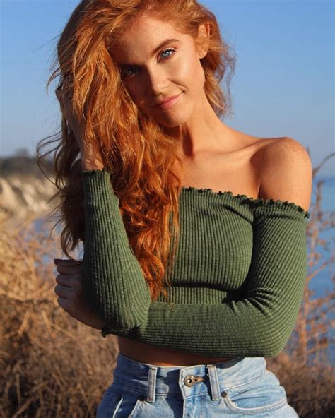 Pin By Bookspiration On Beautiful Redhead Women Red Hair Woman