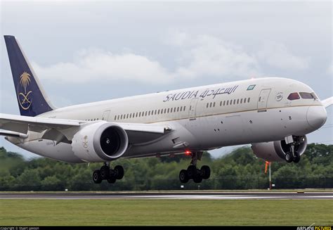 Hz Arb Saudi Arabian Airlines Boeing 787 9 Dreamliner At Manchester Photo Id 813909