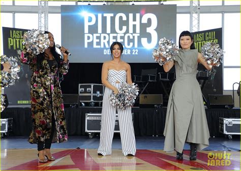 Hana Mae Lee Ester Dean Chrissie Fit Screen Pitch Perfect At A School In Miami Photo