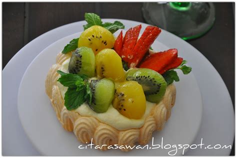 Bahan6 biji putih telur (lebih kurang 210 gram) 300 gram gula kastor 1 1/2 sudu teh esen vanila 1 1/2 sudu teh cuka 1 sudu teh tepung jagung. Mini Pavlova ~ Resepi Terbaik