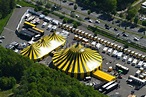 Mönchengladbach aus der Vogelperspektive: Zelt- Kuppeln des Zirkus Flic ...