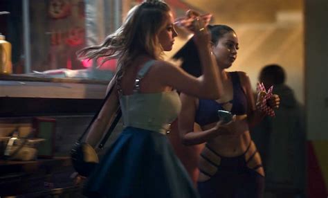 6 ‘euphoria Group Costume Ideas For Your Whole Squad To Wear This