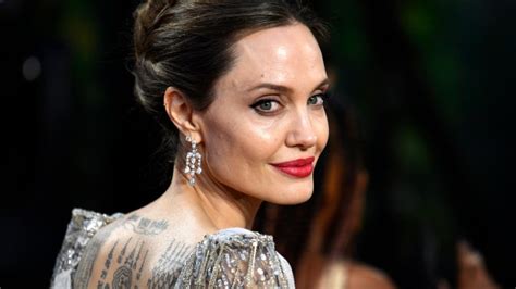 Angelina Jolie Latest News On Metro Uk