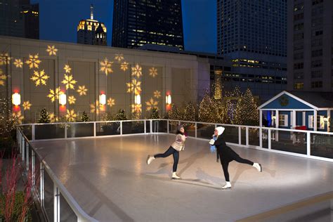 The Sky Rink is a winter wonderland right in the Windy City! | The