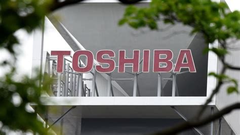 Apple And Dell Join Foxconn Bid For Toshibas Chip Unit Toshiba Memory Chip Things To Sell