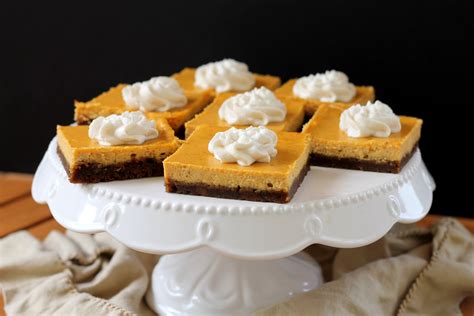 Gingersnap Pumpkin Cheesecake Bars