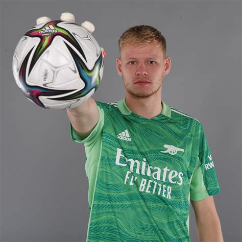 Aaron Ramsdale Joins Arsenal In A Permanent Deal Awake And Dreaming