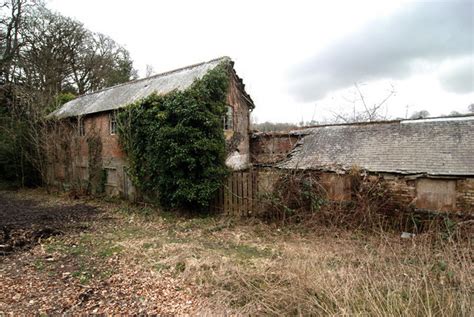 Derelict Building © Dave Croker Cc By Sa20 Geograph Britain And