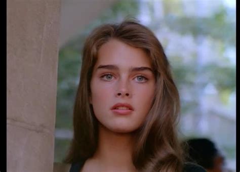 Did You Ever See Young Brooke Shields Omg Isnt She Stunning Girlsaskguys