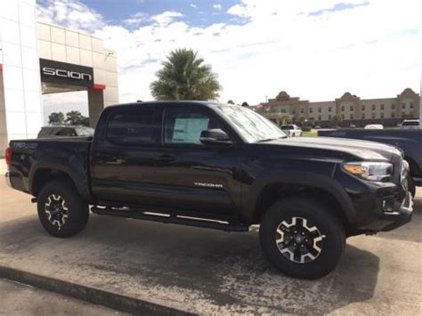 Photo Image Gallery And Touchup Paint Toyota Tacoma In Black 202