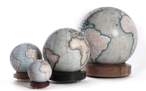 360 Degree Spin Rotational Desk Globes Hand Painted And Hand Crafted In