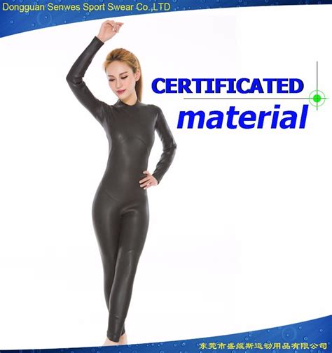 China Smooth Skin Neoprene Flexible Slim Sexy Wetsuit For Diving