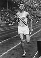 Three-times Olympic champion Mal Whitfield dies aged 91