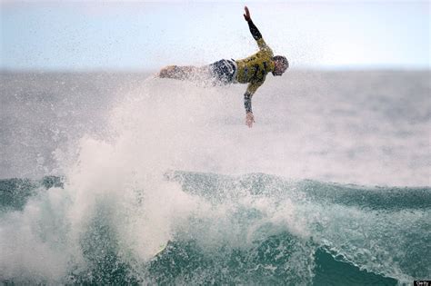 17 Photos Of The Most Gorgeous Surfing Fails Huffpost